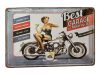 Vintage Dekor Fémtábla, dombornyomott, 'Best Garage for Motorcycles' felirat, retro hangulatú kialakítás, 30x20cm