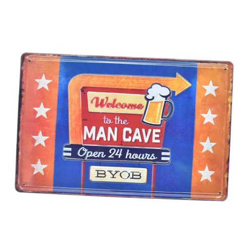 Vintage Dekor Fémtábla, dombornyomott 'MAN Cave' felirat, retro hangulatú kialakítás, 30x20cm, sötétkék-narancssárga háttér