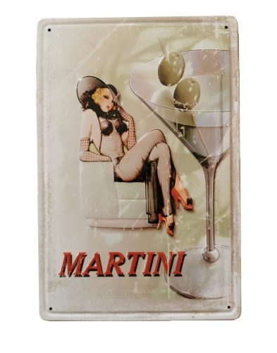 Vintage Dekor Fémtábla, dombornyomott 'MARTINI' felirat, retro hangulatú kialakítás, 20x30cm, világos háttér
